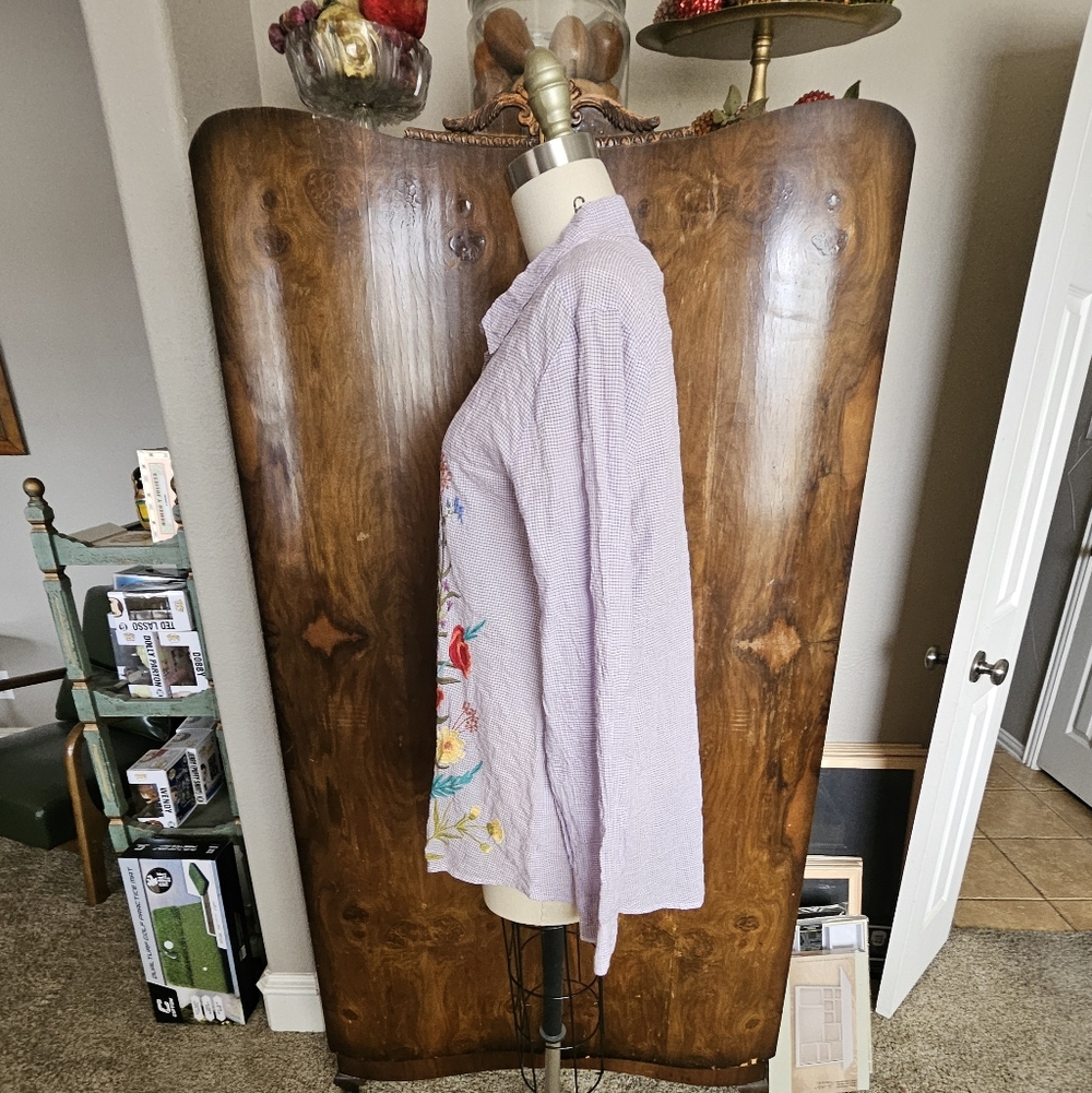 Johnny Was Purple Floral Embroidered Button Down Shirt - Picture 2 of 8